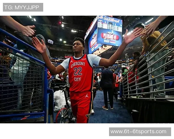 奎因昨日表现抢眼贡献12分8板7助4断小乔丹鼓励他勇敢接受采访表扬 奎因昨日表现抢眼贡献12分8板7助4断小乔丹鼓励他勇敢接受采访表扬