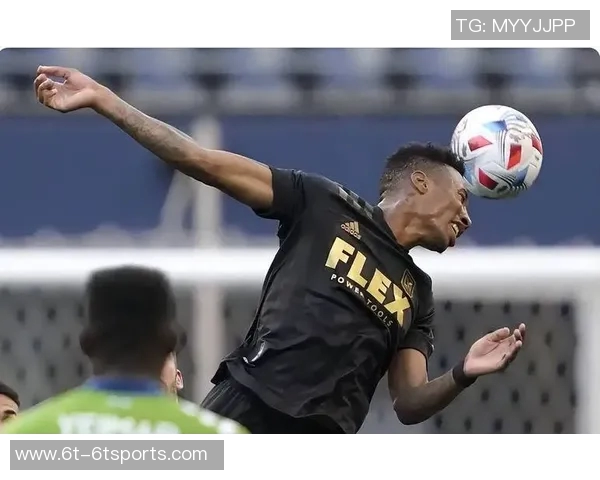 洛杉矶FC宣布续约38岁门将洛里至2026年并附加一年选择权